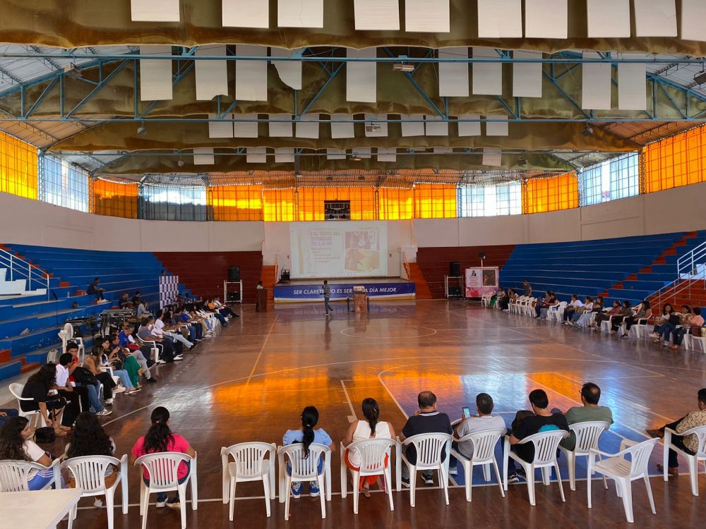 Llevando la Palabra a través del Retiro